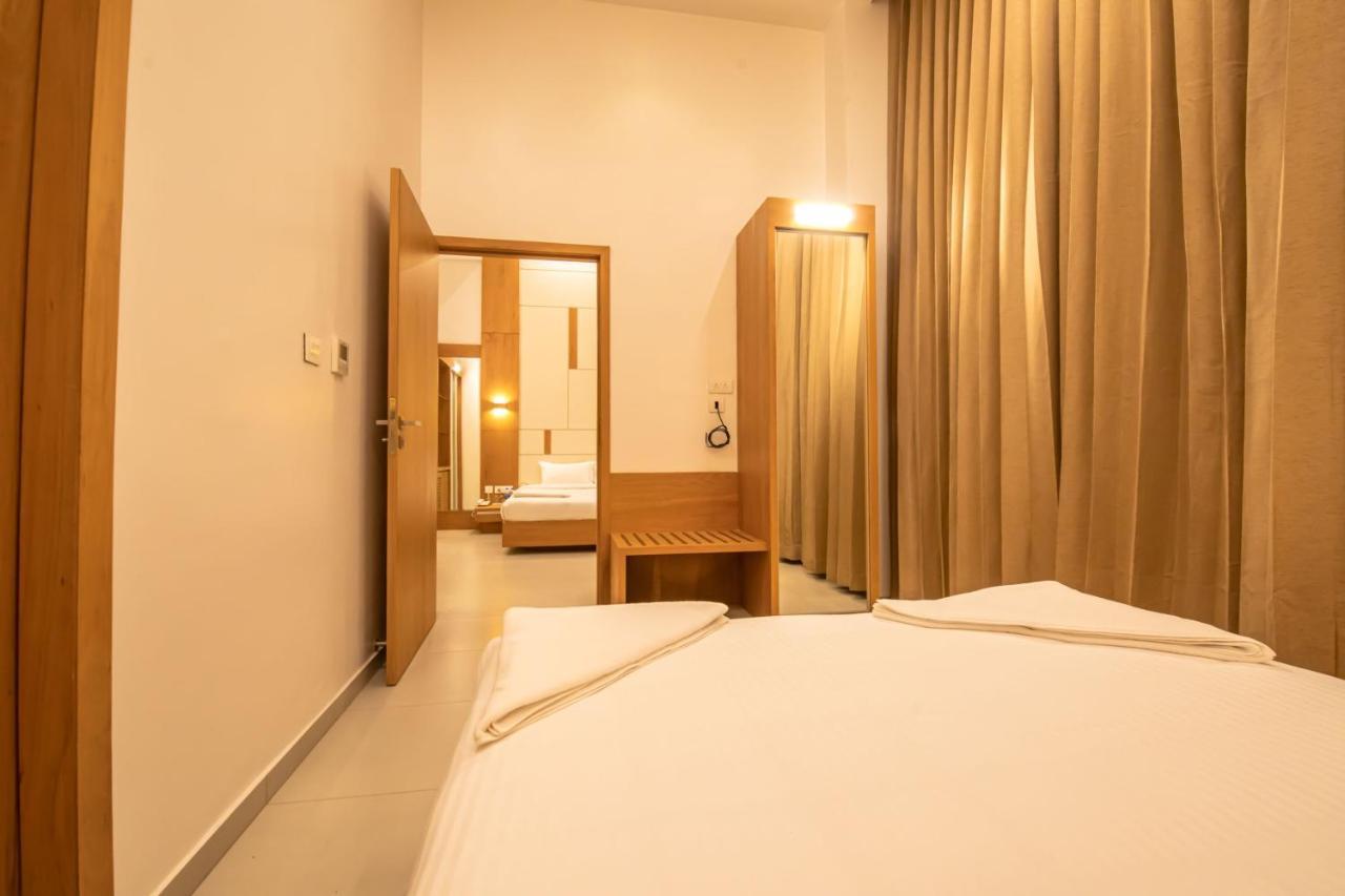 Hotel Rathna Residency - Near Us Consulate Čennai Exteriér fotografie