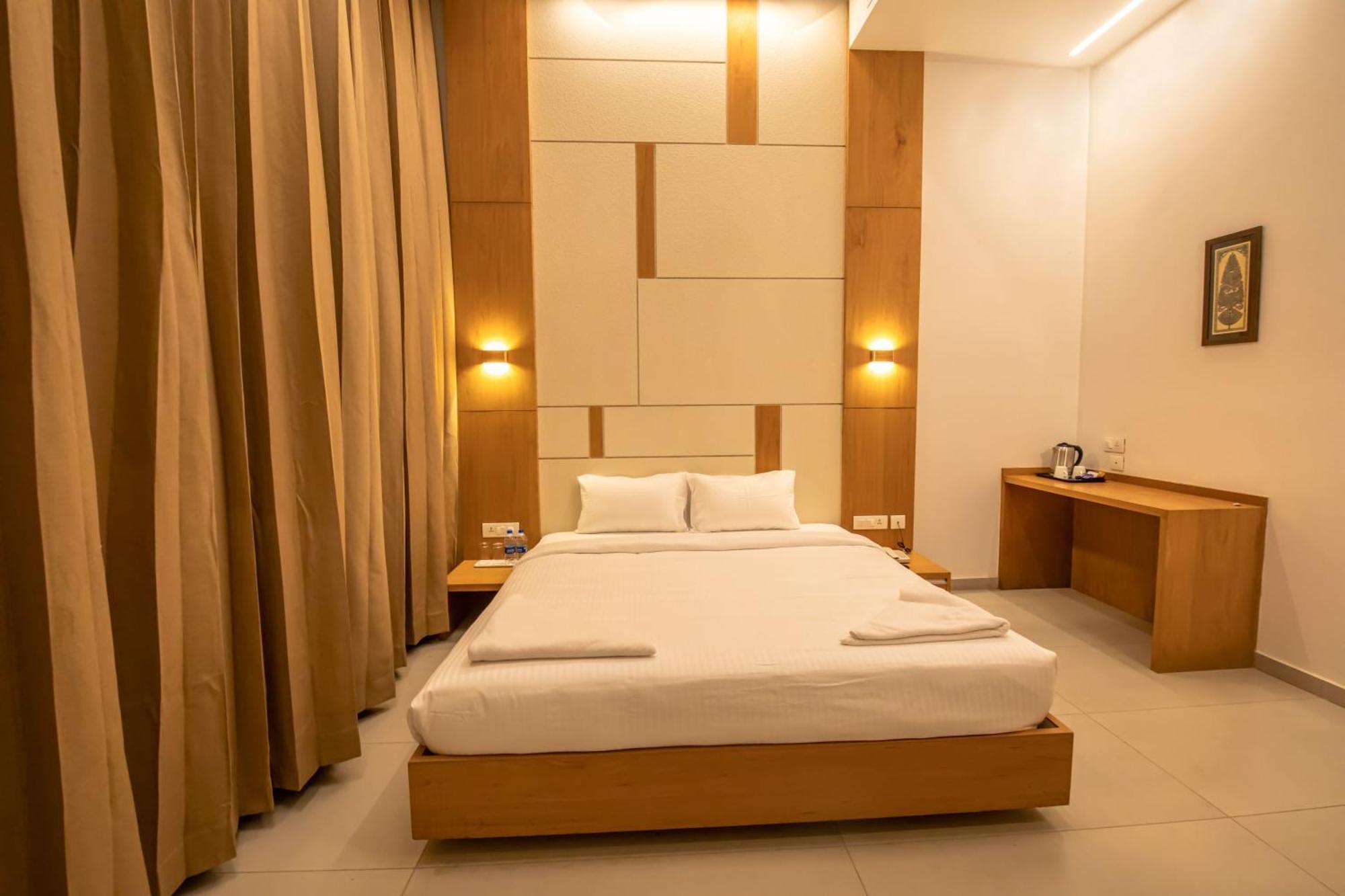 Hotel Rathna Residency - Near Us Consulate Čennai Exteriér fotografie
