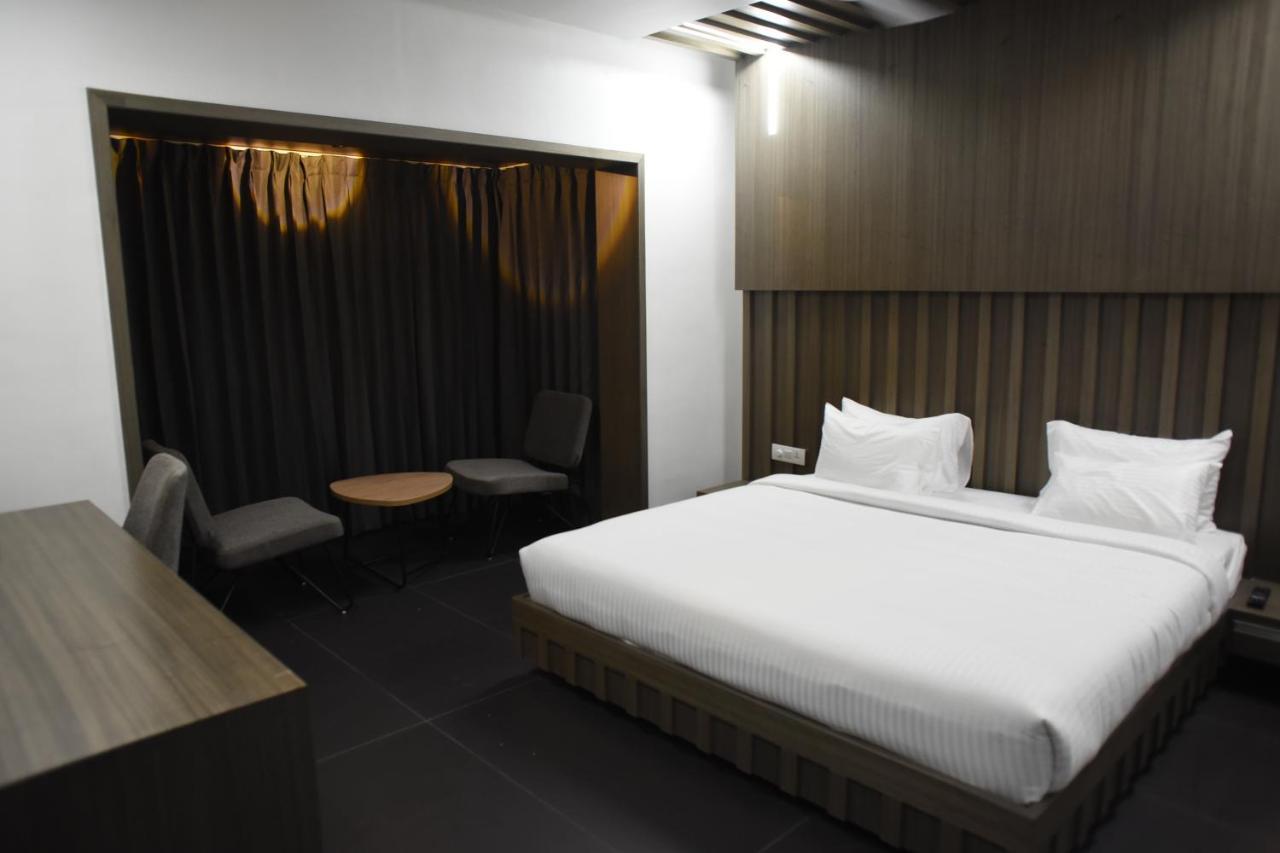 Hotel Rathna Residency - Near Us Consulate Čennai Exteriér fotografie